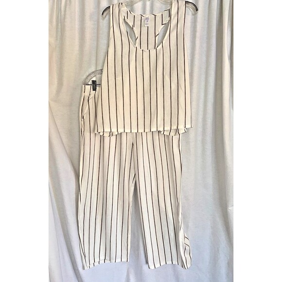 Stars Above Pants - Linen Blend NWOT 2 piece White & Tan flowy pants & sleeveless top XL